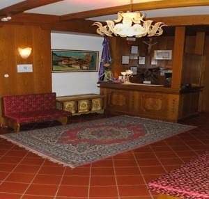Hôtel Bernard à Canazei Extérieur photo