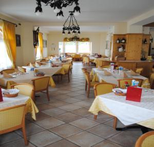 Hôtel Bernard à Canazei Extérieur photo